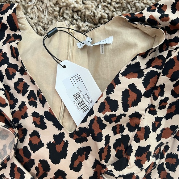 English Factory Leopard print dress - Picture 2 of 6